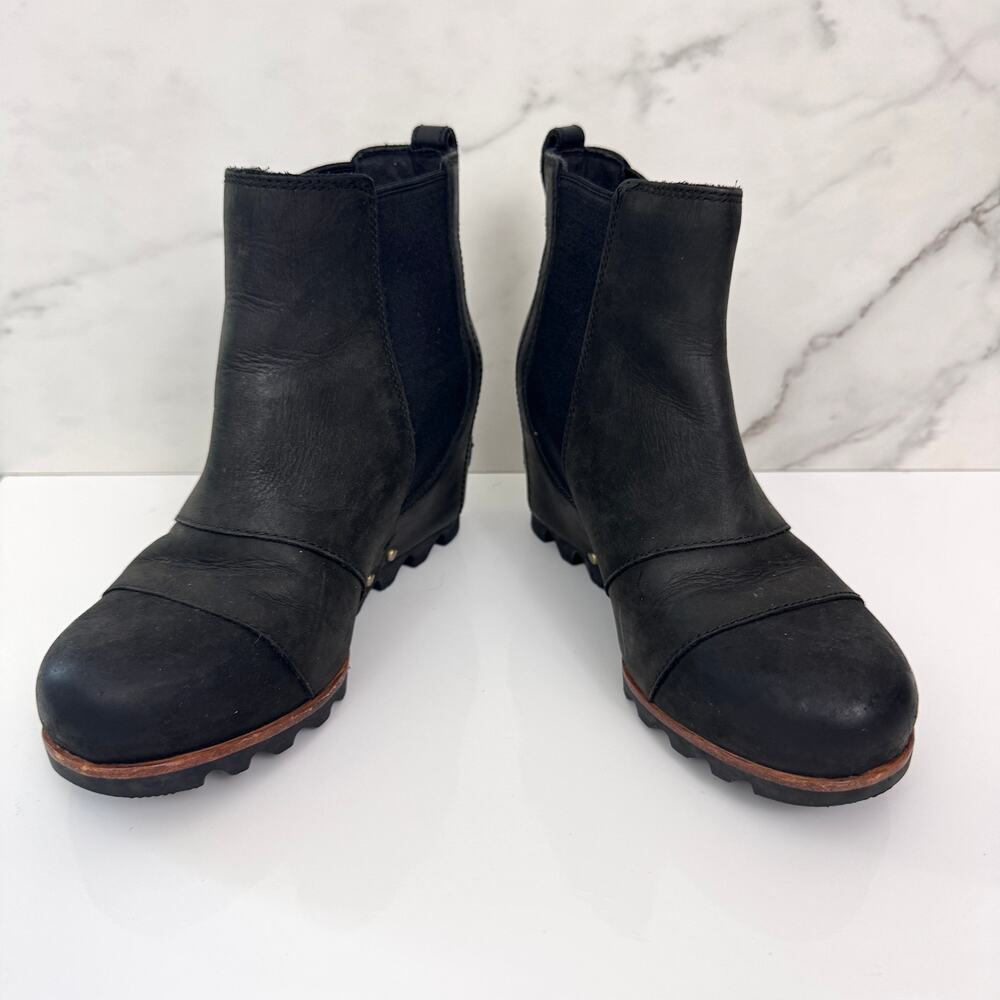 Sorel Womens Joan Rhapsody Chelsea Wedge Boots Size 6 Leather Water Resist Black
